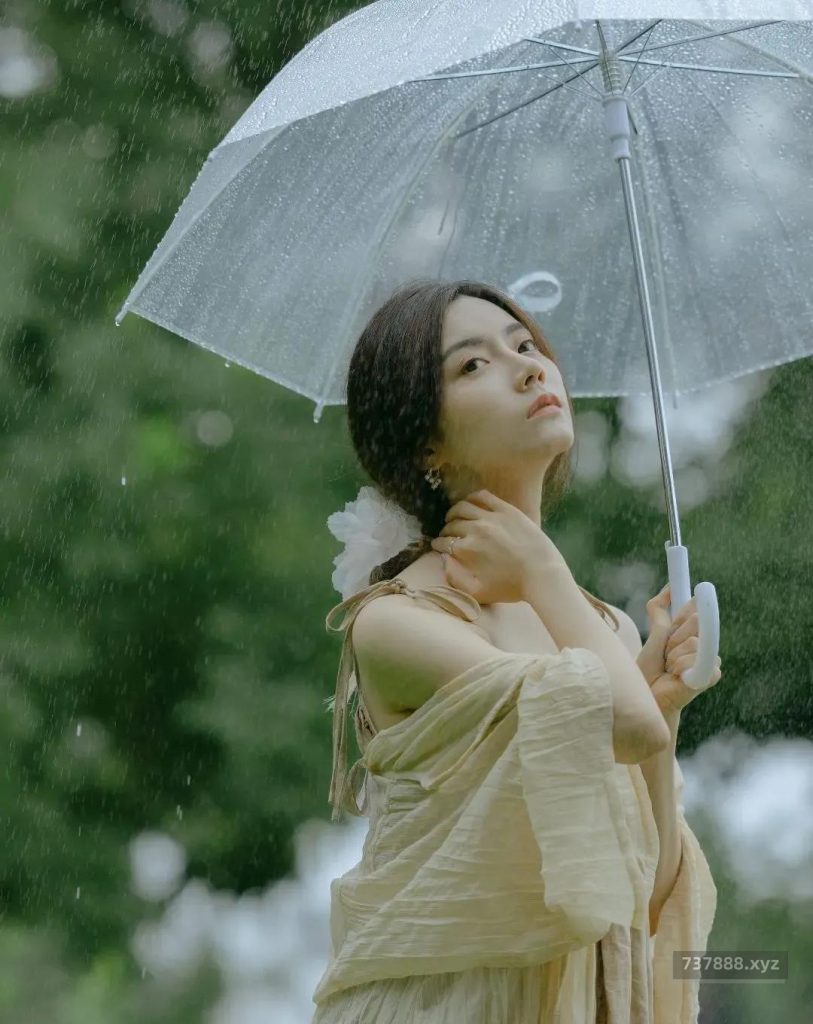 图片[5]-夏日雨中精灵 蝉雨-美美街拍